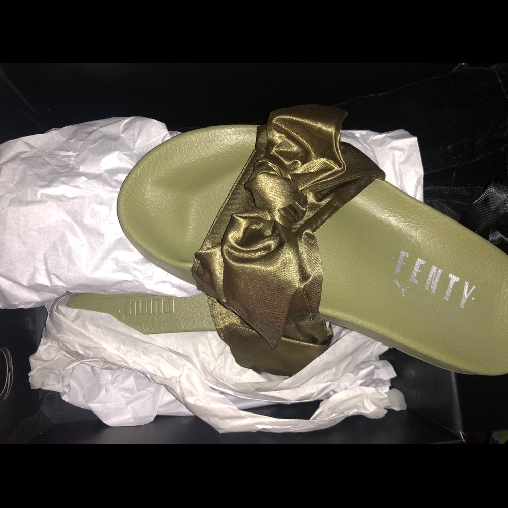 ❌❌ SOLD ❌❌ Fenty Puma Olive Green Slides NWT